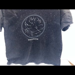 Hollister size large
